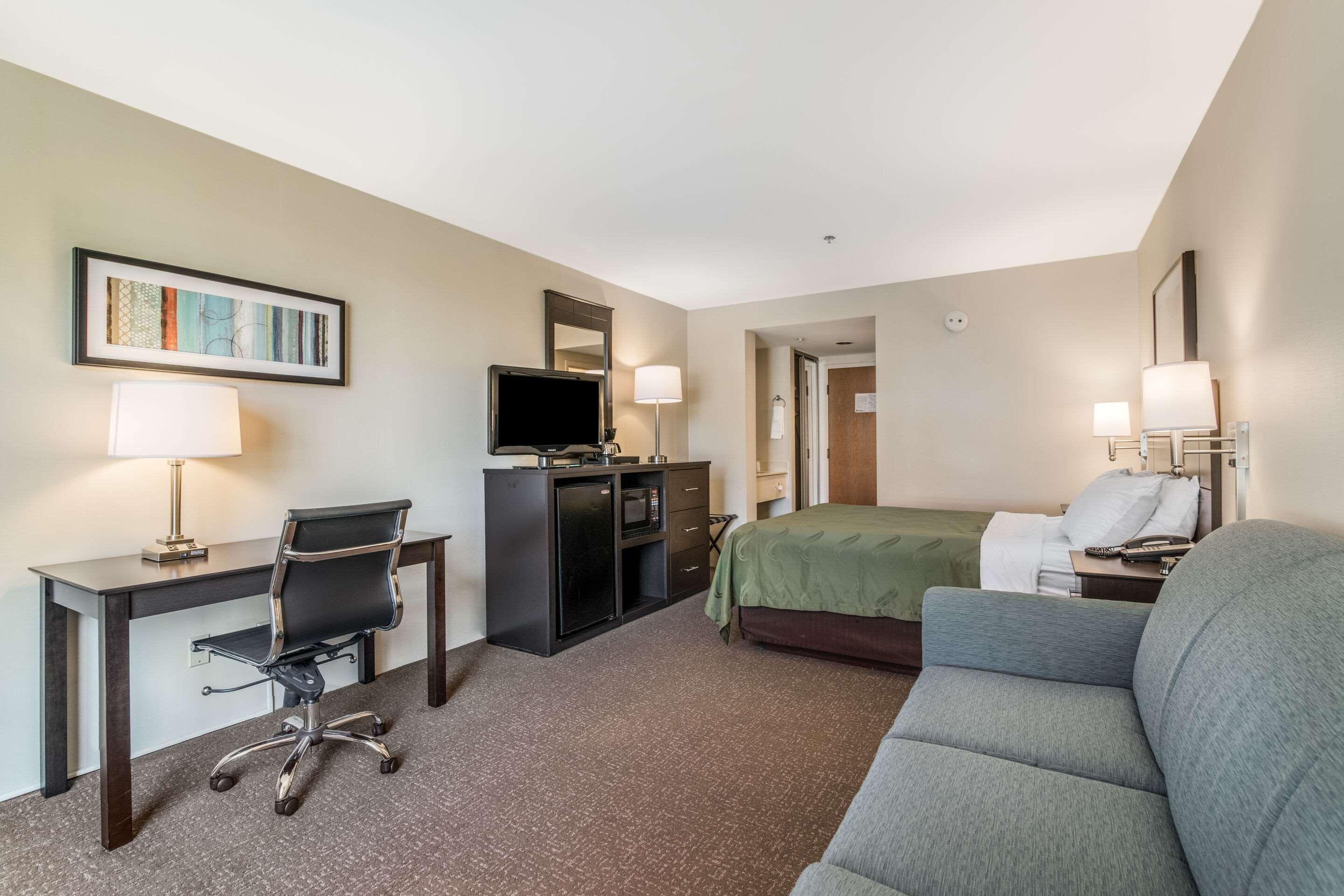 Quality Inn Portsmouth Exterior photo