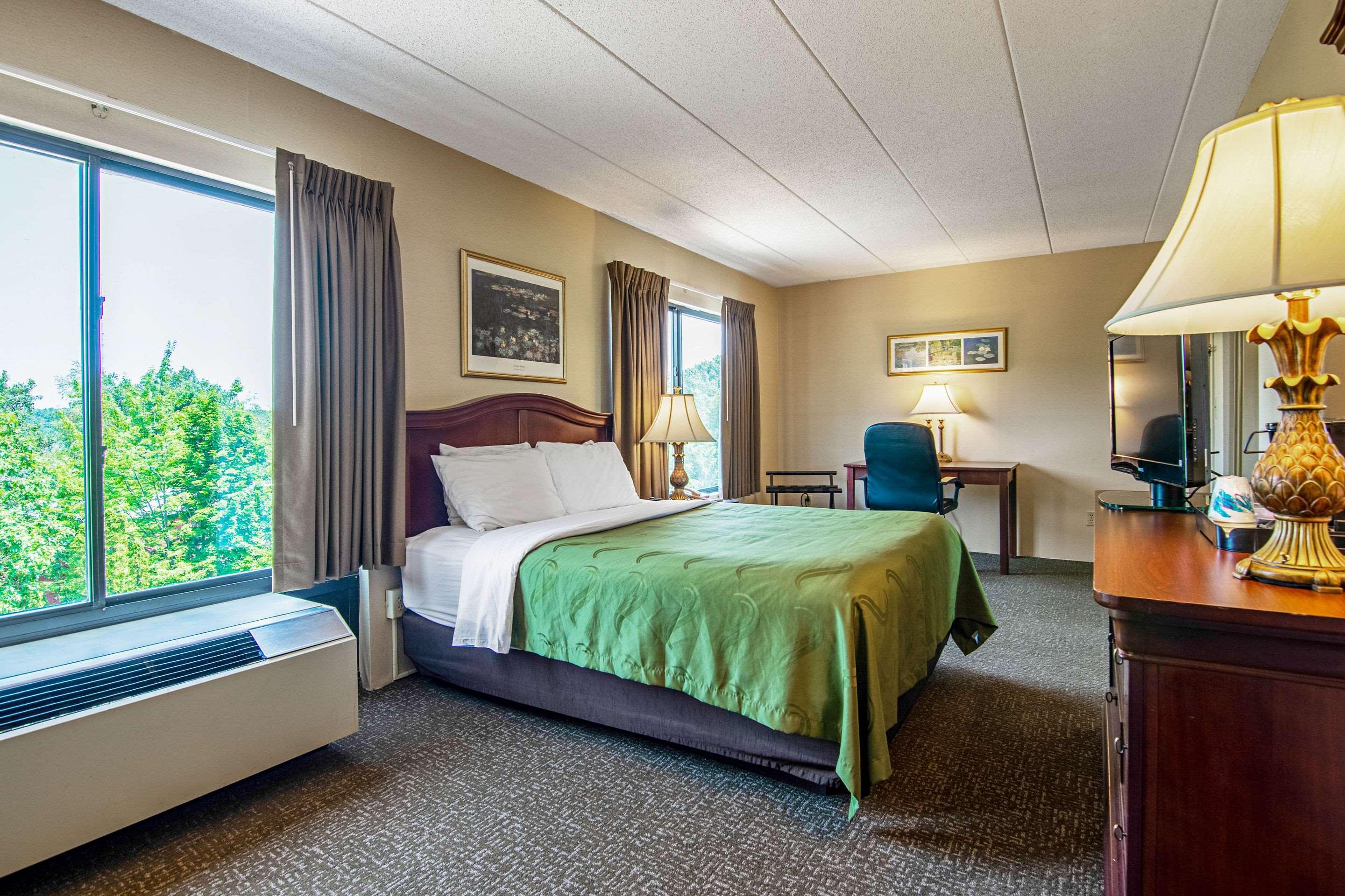 Quality Inn Portsmouth Exterior photo
