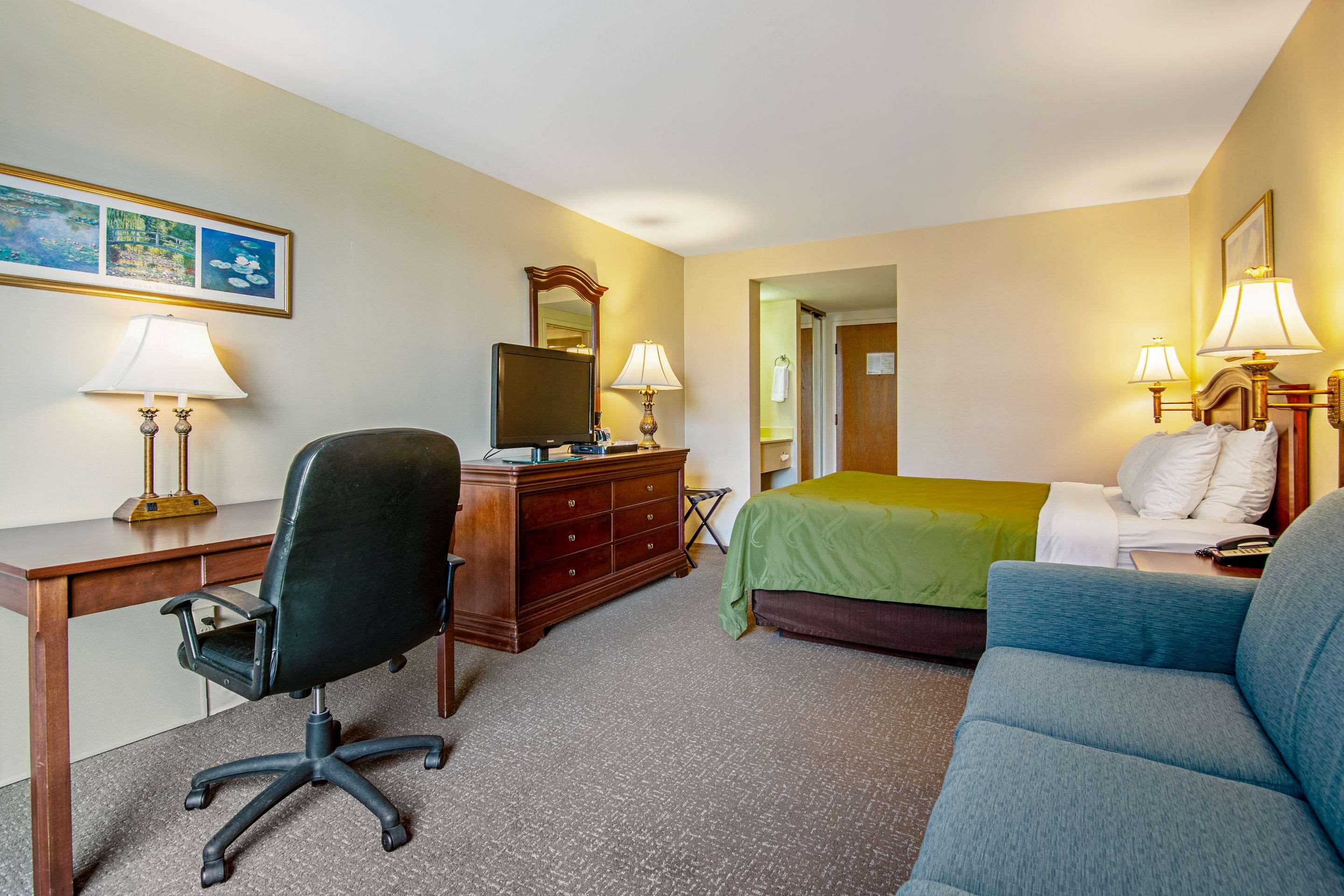 Quality Inn Portsmouth Exterior photo