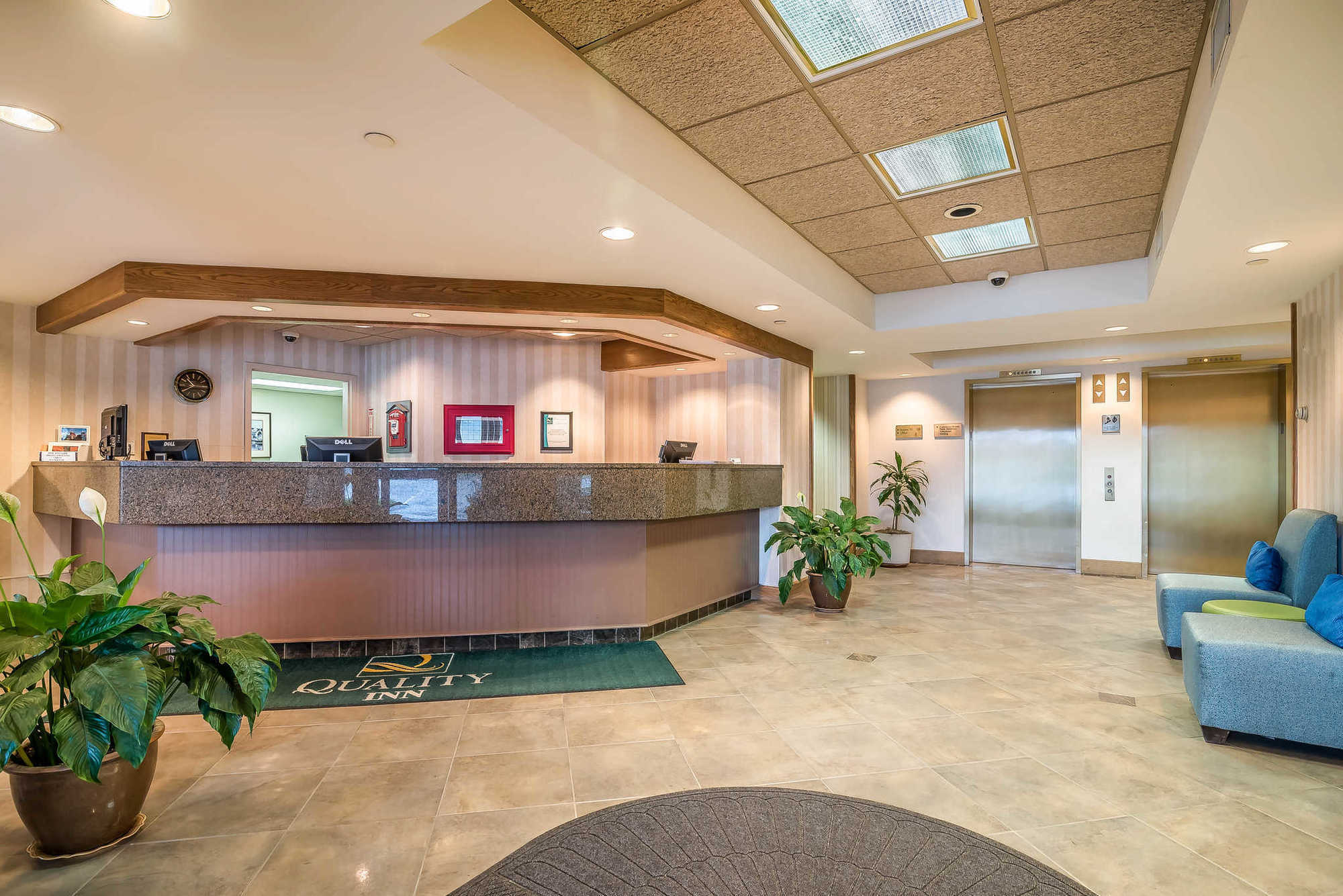 Quality Inn Portsmouth Interior photo